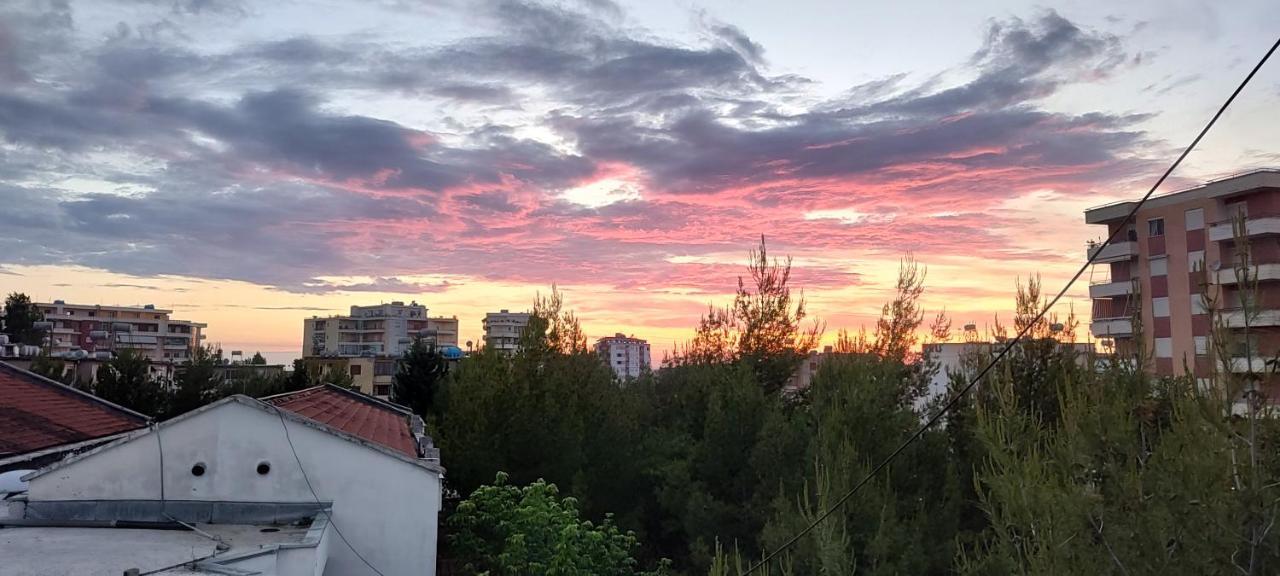Vlora Central & Comfy Apartment Buitenkant foto