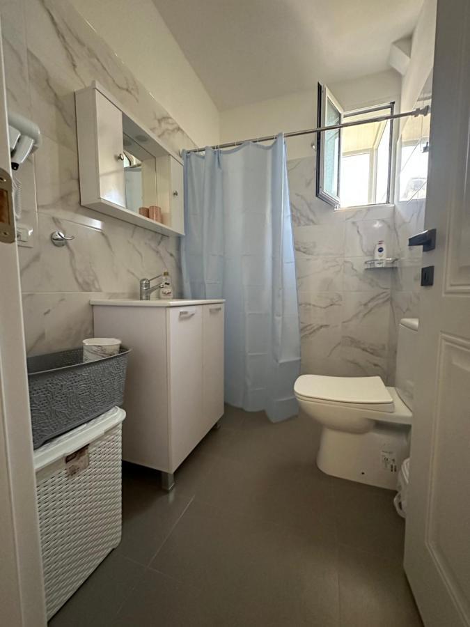 Vlora Central & Comfy Apartment Buitenkant foto