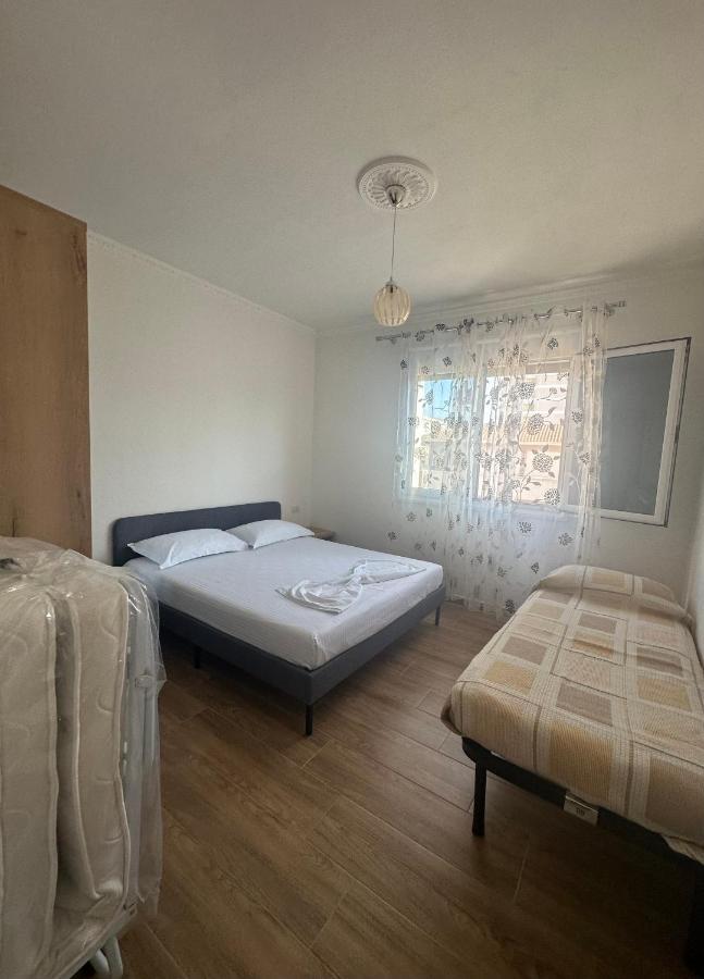 Vlora Central & Comfy Apartment Buitenkant foto