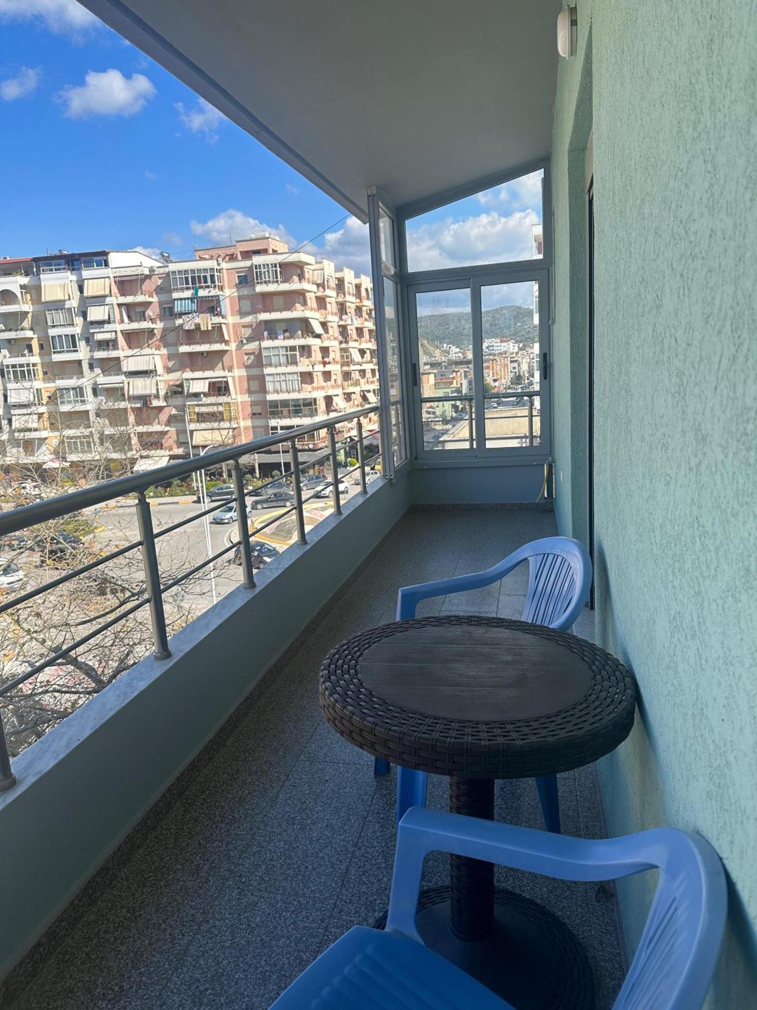 Vlora Central & Comfy Apartment Buitenkant foto